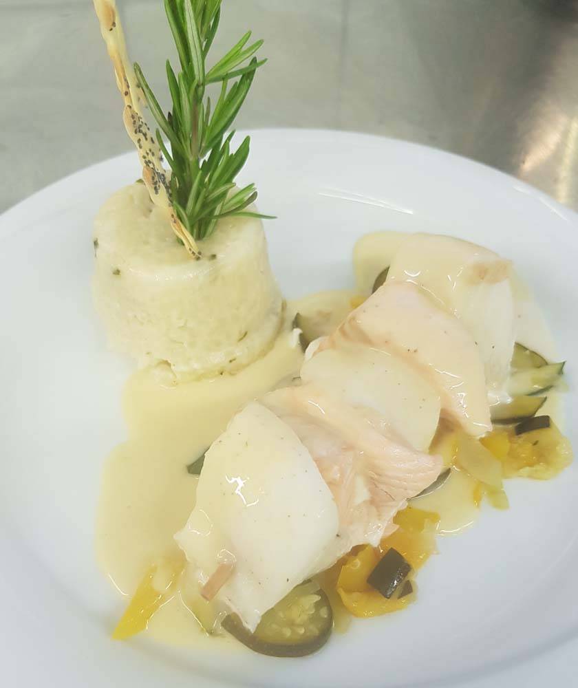 Brochette de saumon, st jacques et cabillaud