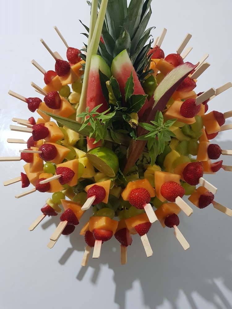 Pastèque de brochettes de fruits