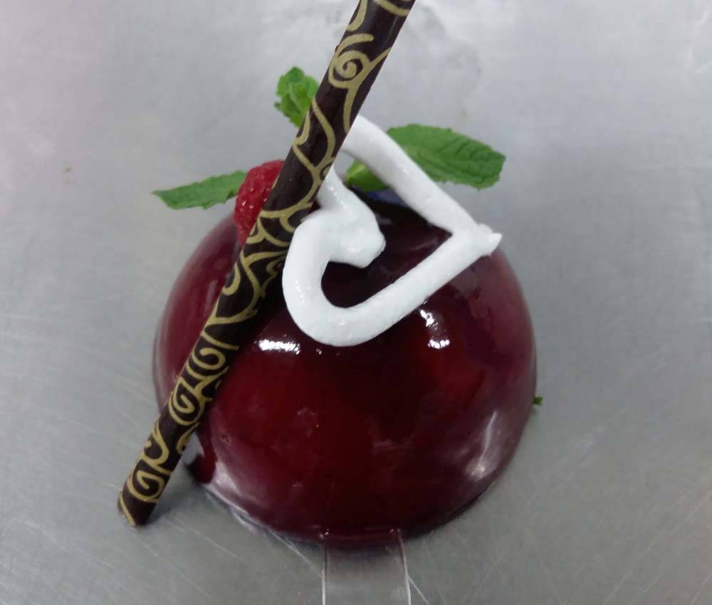 Dôme au fruits rouge